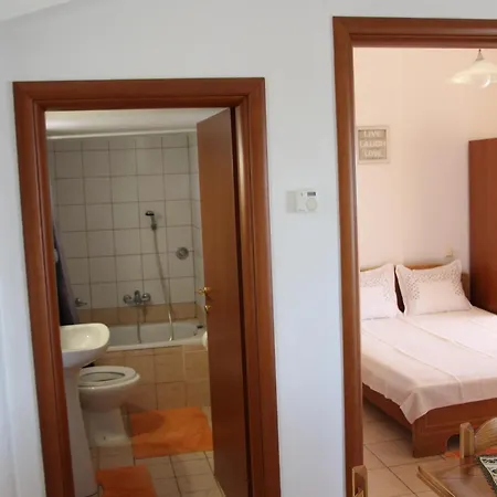 Matina's Apartman Prínosz